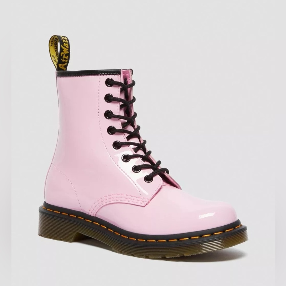 1460 women’s patent leather lace up boots, US women 8, pale pink